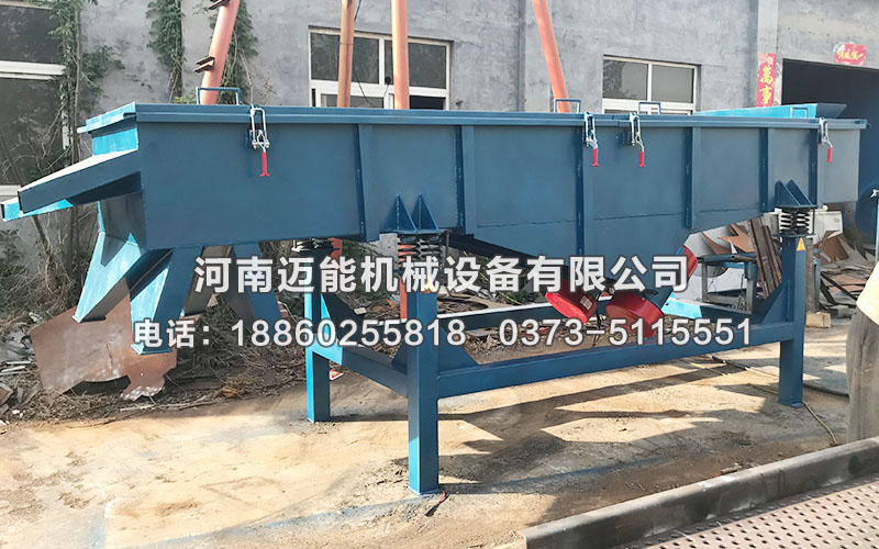 煤塊直線篩煤堆積過厚是什么原因？